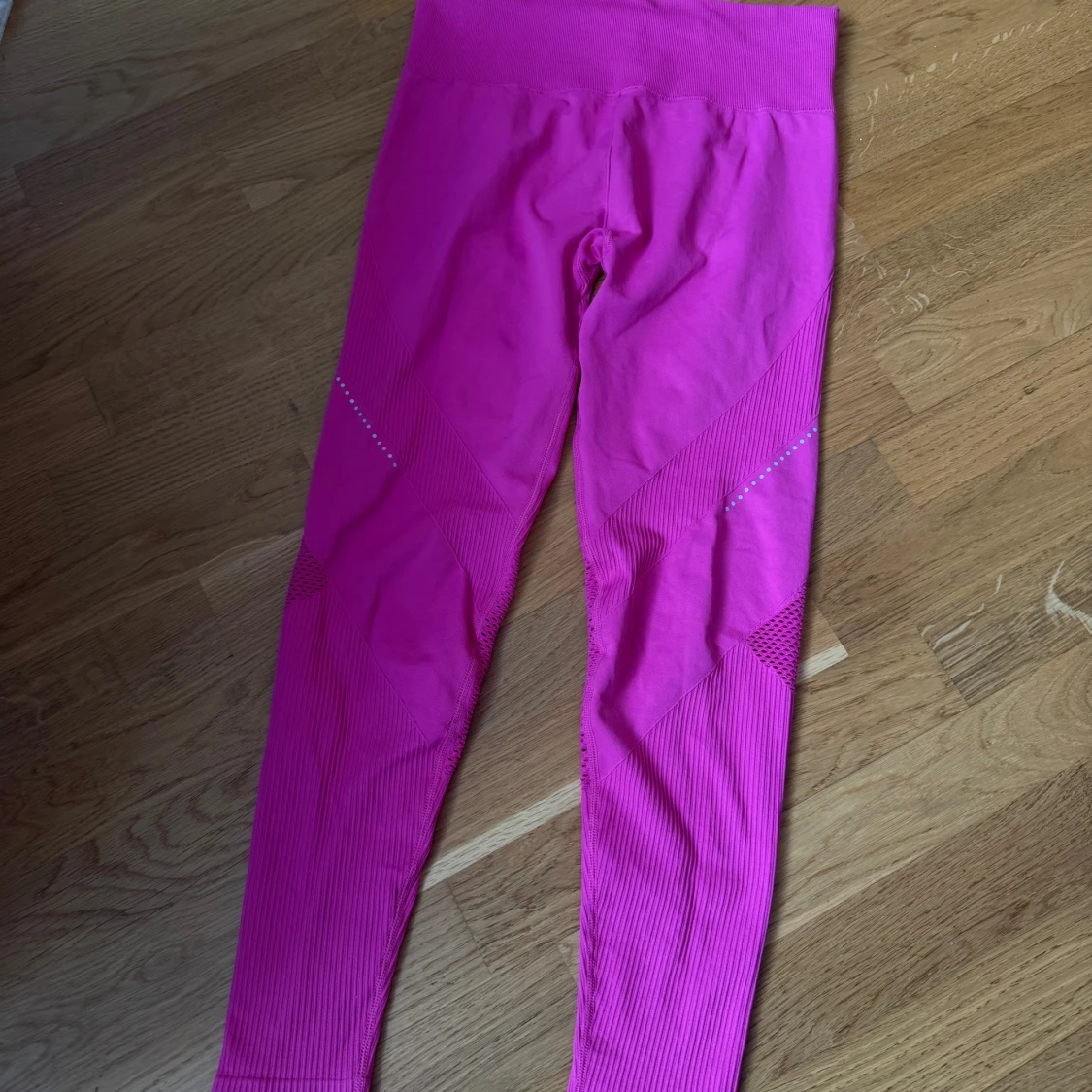 Rosa seamless leggings från H&M Sport