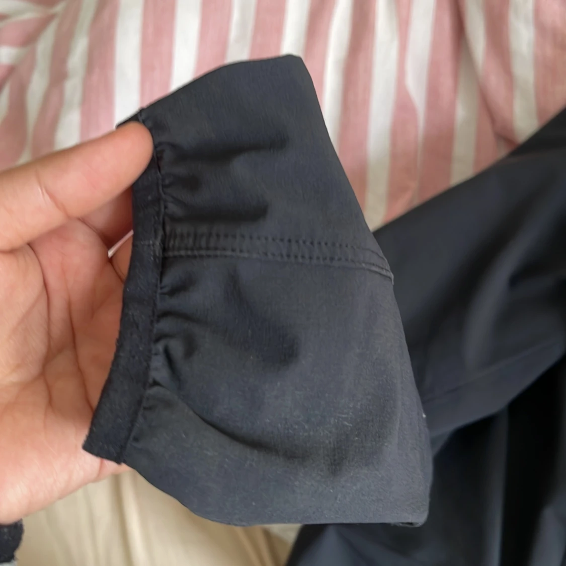 Svart vindjacka från Haglöfs strl S - 3