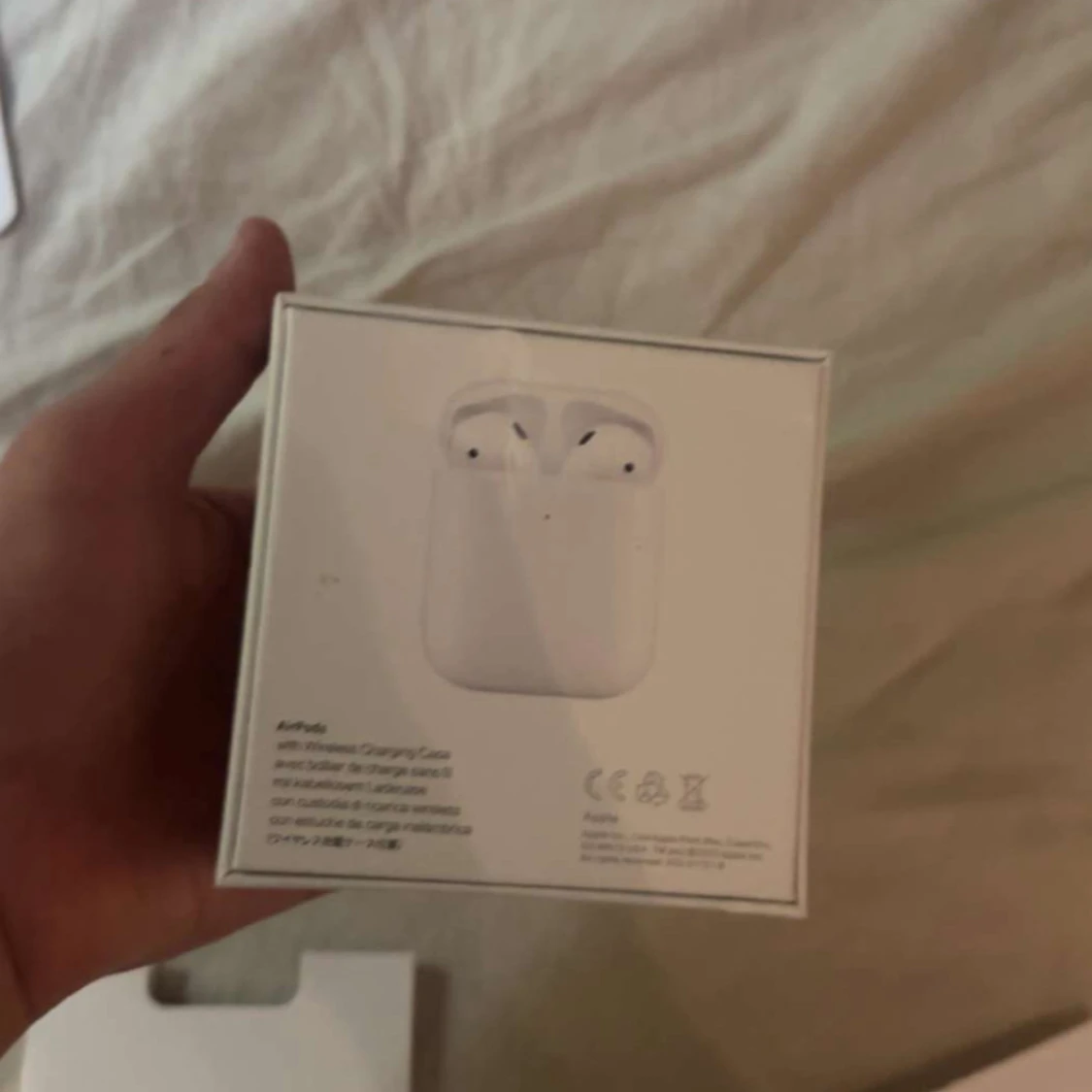 AirPods 2nd generation - 1