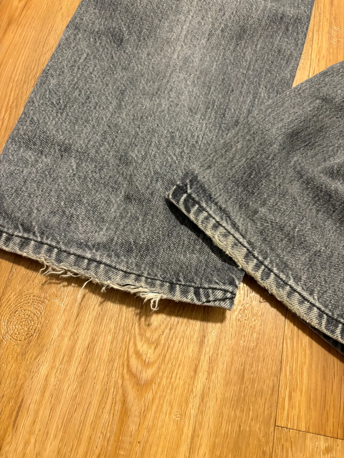 Gråa nudie jeans - 3