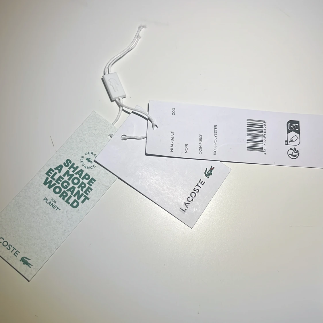 Svart myntväska från Lacoste - 1