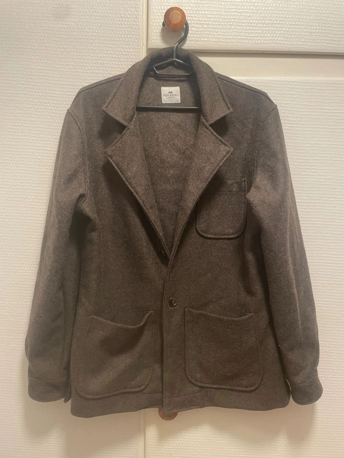 Brun kavajjacka från John Henric