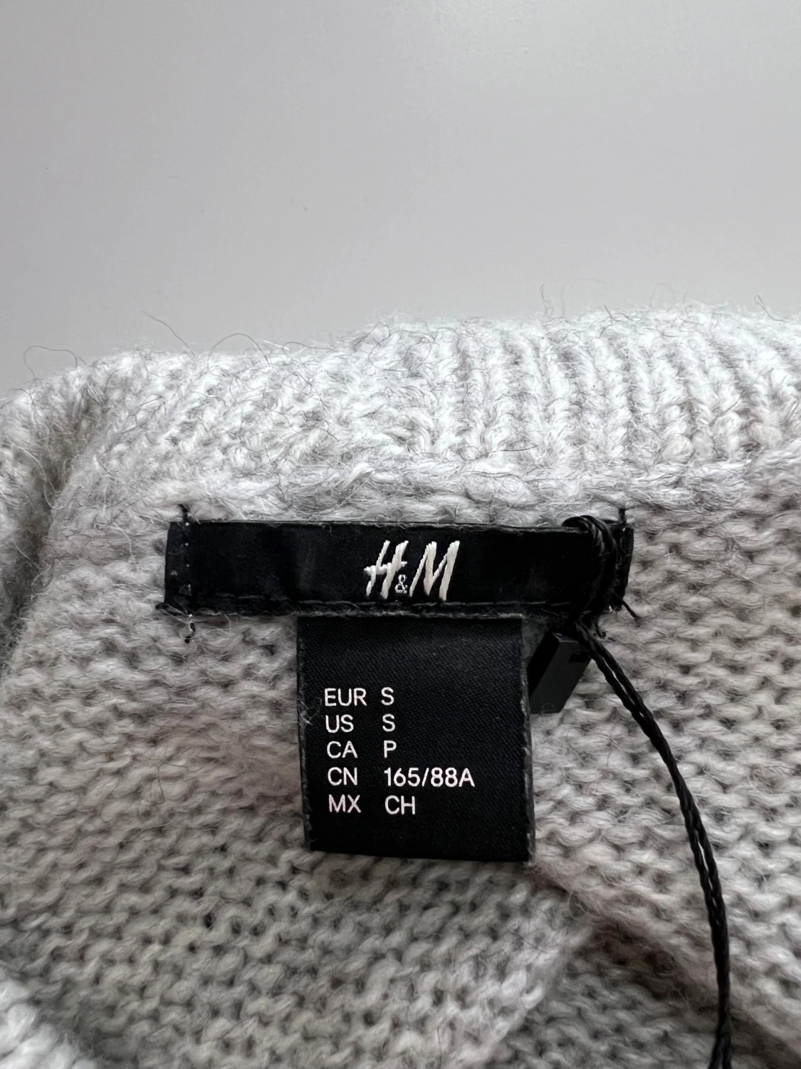 Beige stickad tröja med krage från H&M - 2