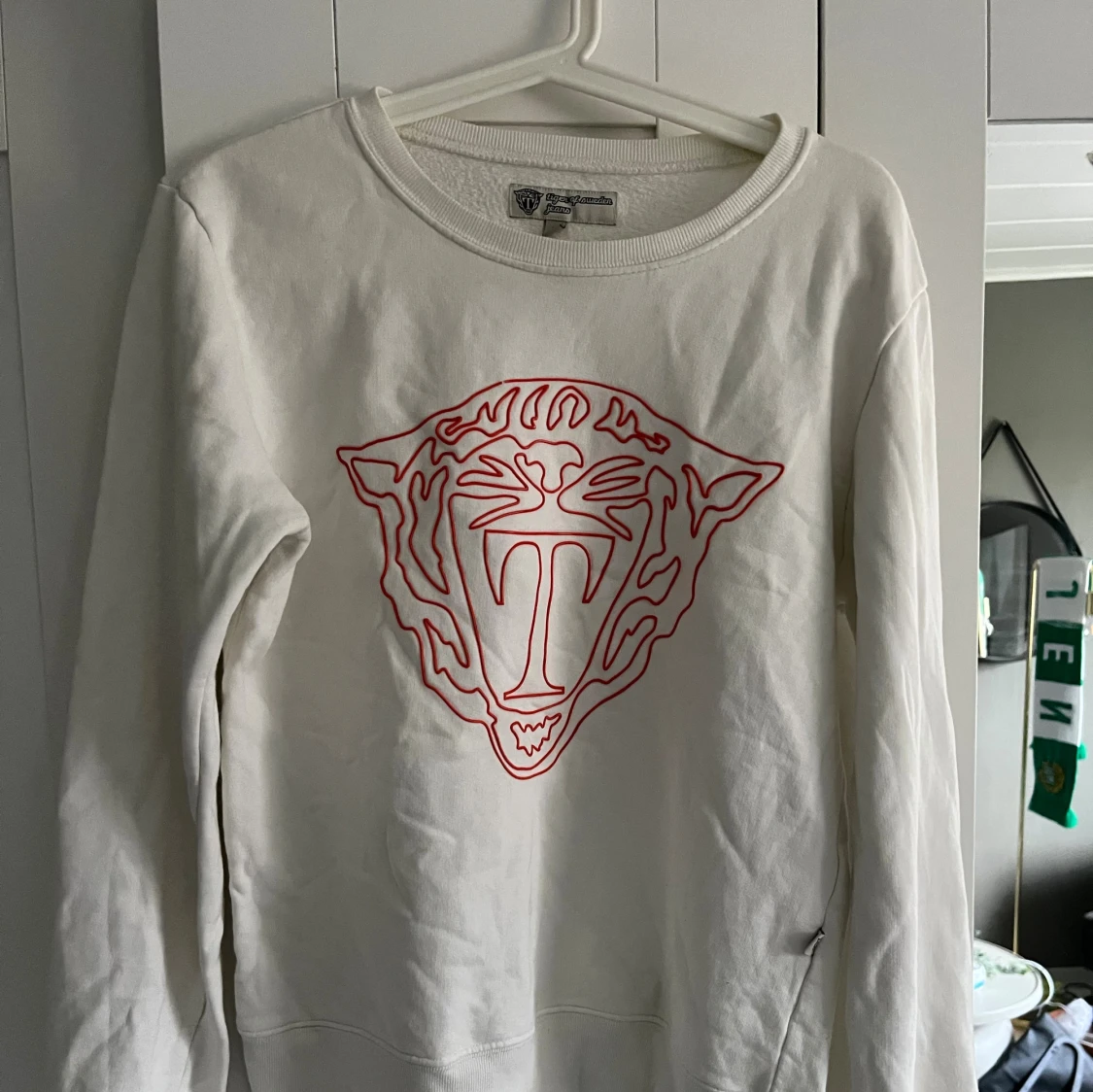 Vit sweatshirt Tiger of Sweden Jeans