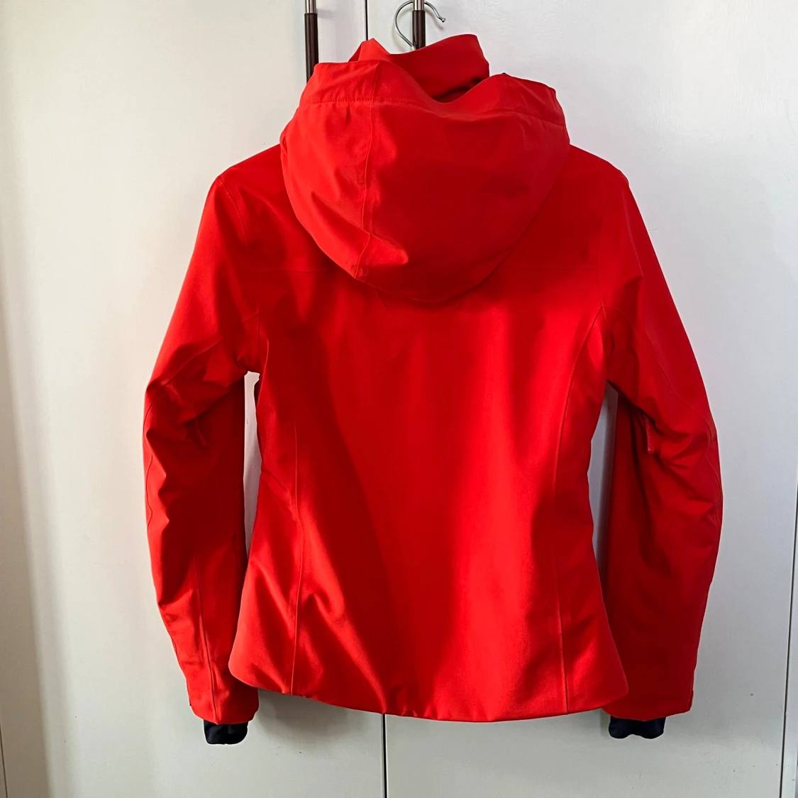 Röd skidjacka Helly Hansen Alphelia Lifaloft - 1