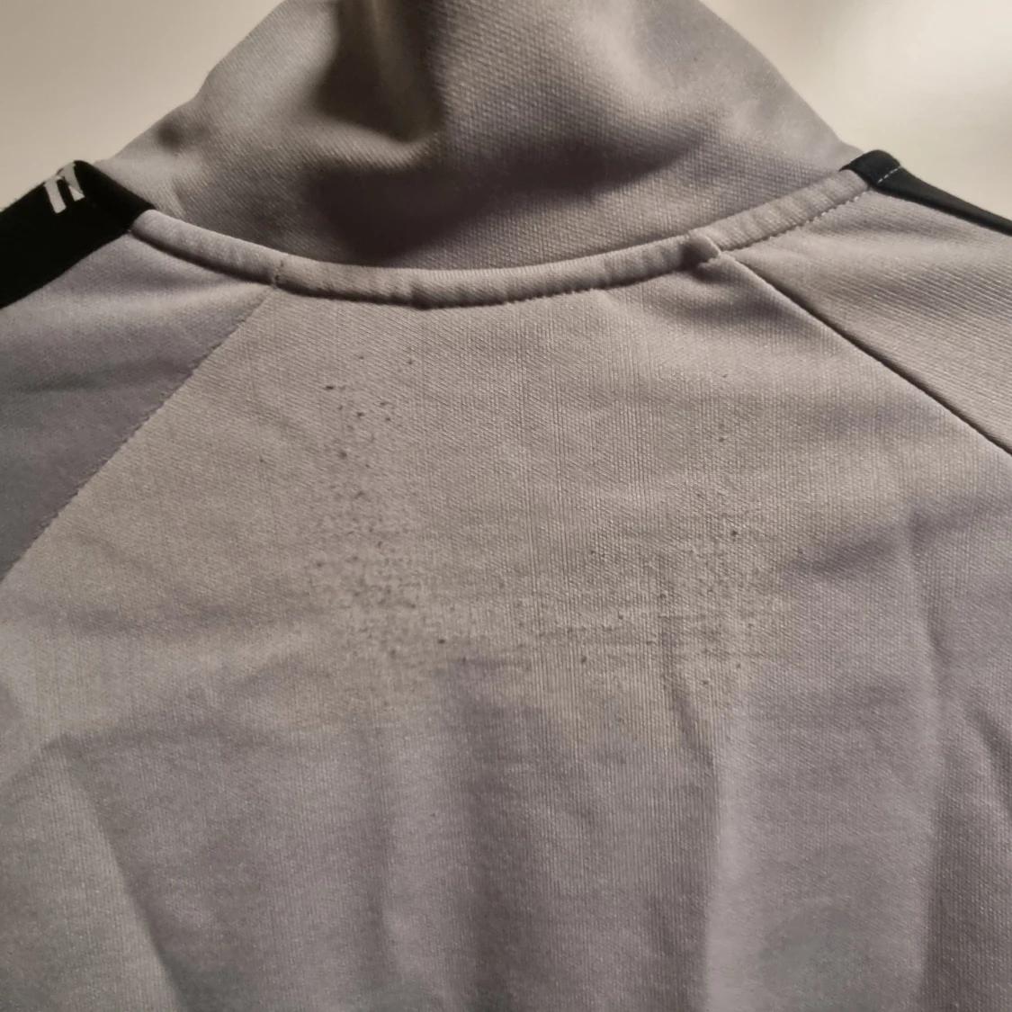 Grå Tröja från Hoodrich - 2