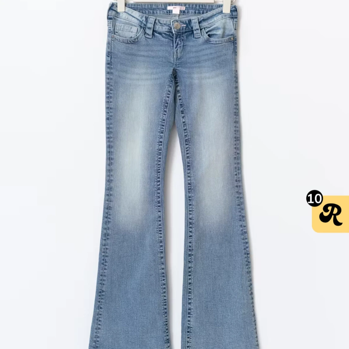 Ultra low waist jeans från Gina - 2