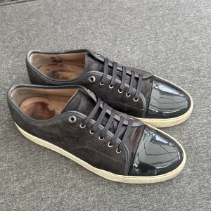 Lanvin Skor | 46 - Lanvin Dbb1 sneakers | Storlek 46 | Endast skorna ingår | INGA BYTEN | Fraktar spårbart eller möts upp i Täby 