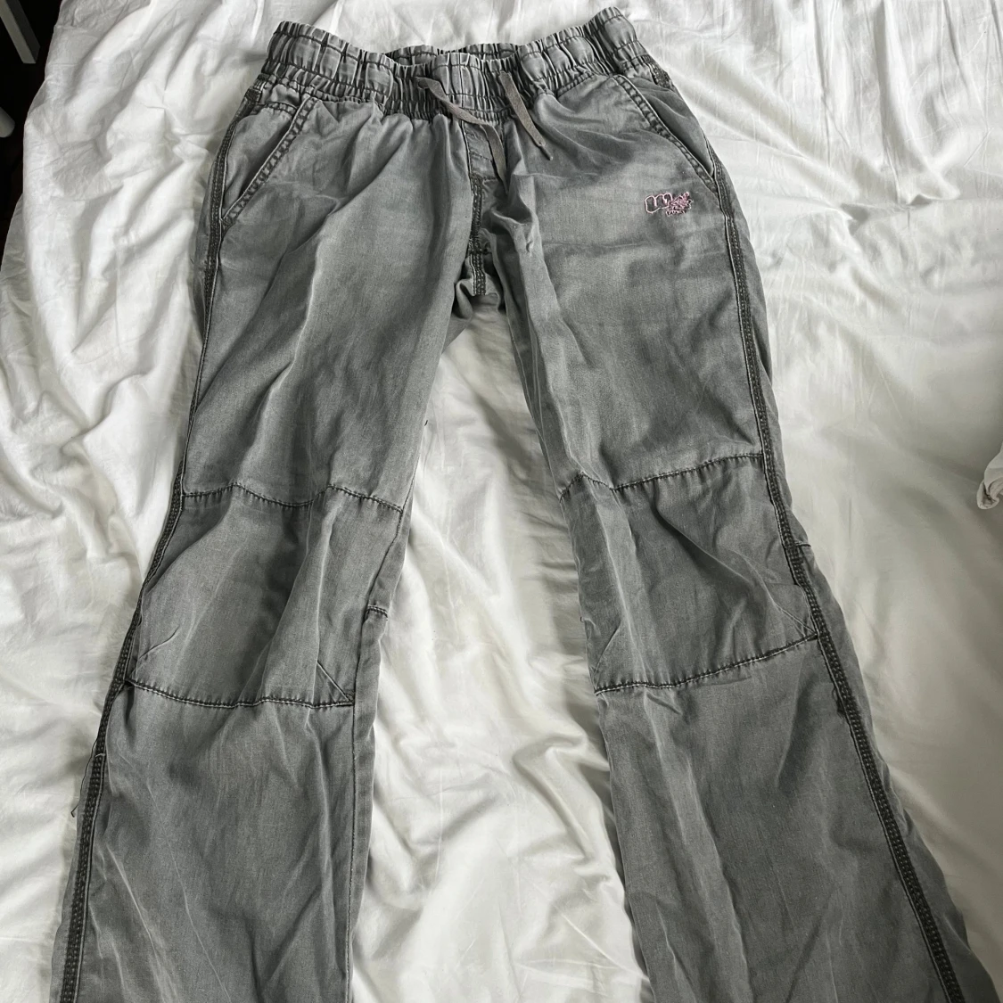 2000-tals byxor från Bikbok Bull Chic