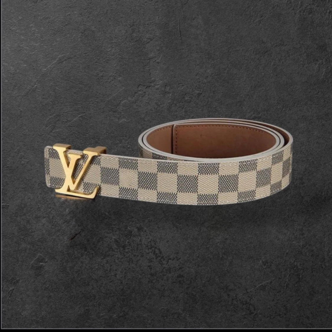 Elegant bälte med rutigt mönster och guldspänne - 1
