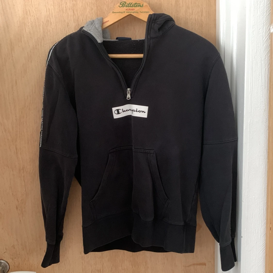 Svart Champion hoodie med half zip
