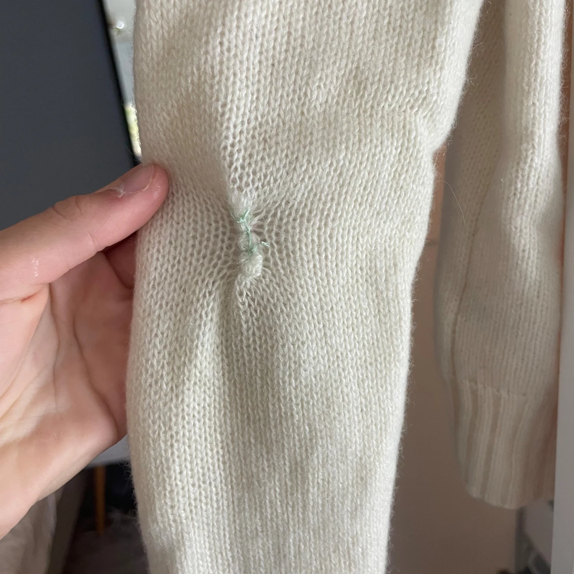 Stickad tröja From Future med tryck - 2