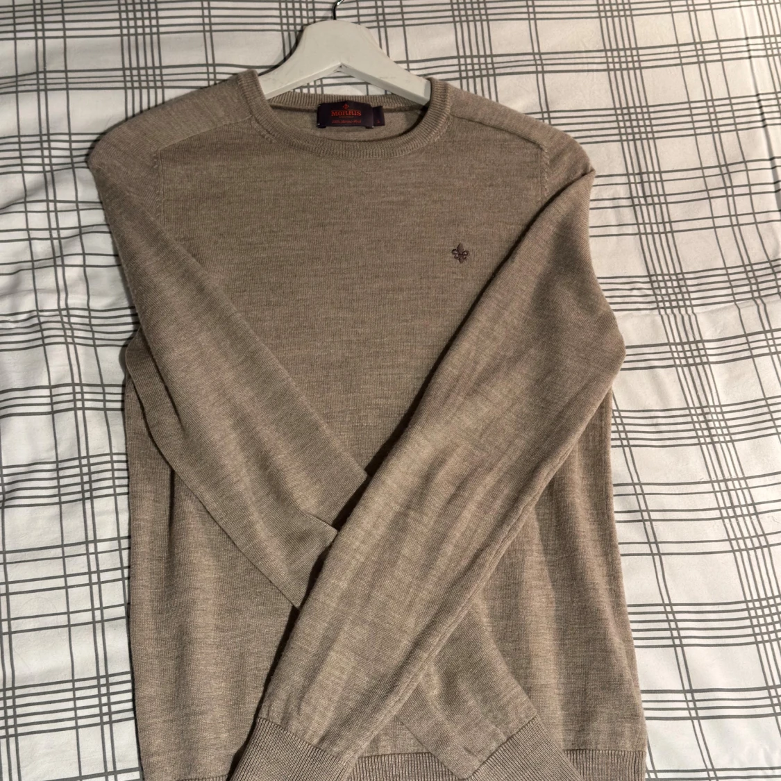 Beige merinoullströja från Morris