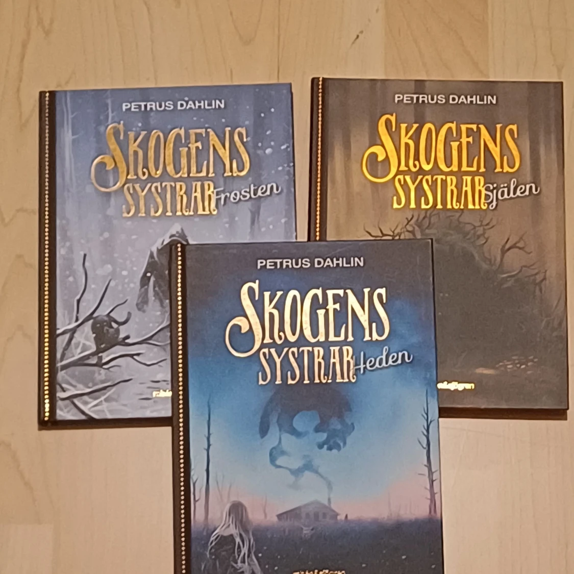 Skogens systrar: Frosten, Själén, Heden