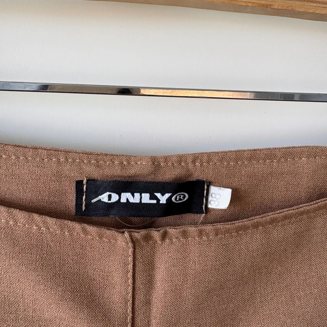 Beiga wide byxor från ONLY - 3