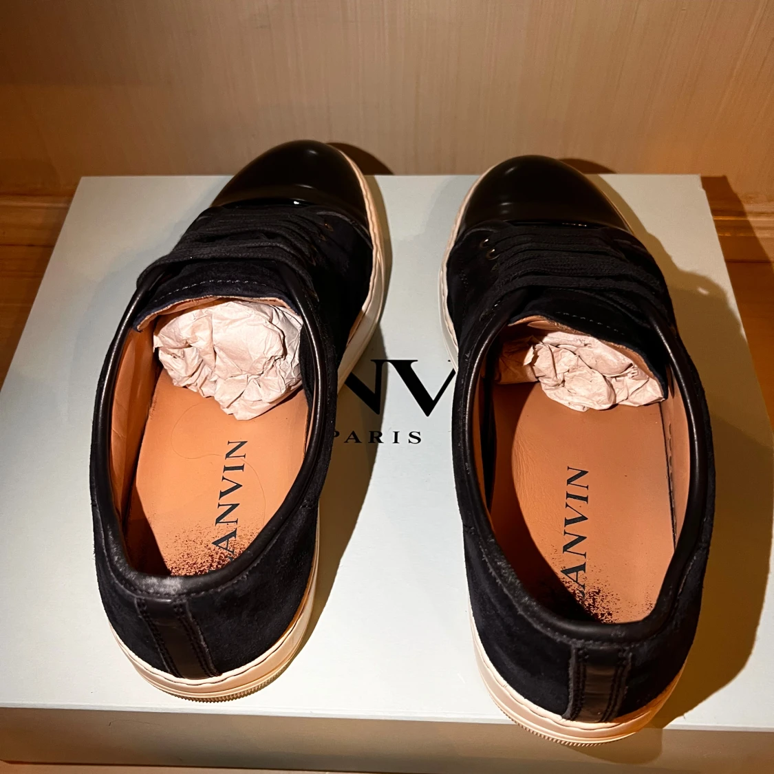 Svarta sneakers från Lanvin med lackad tå - 4