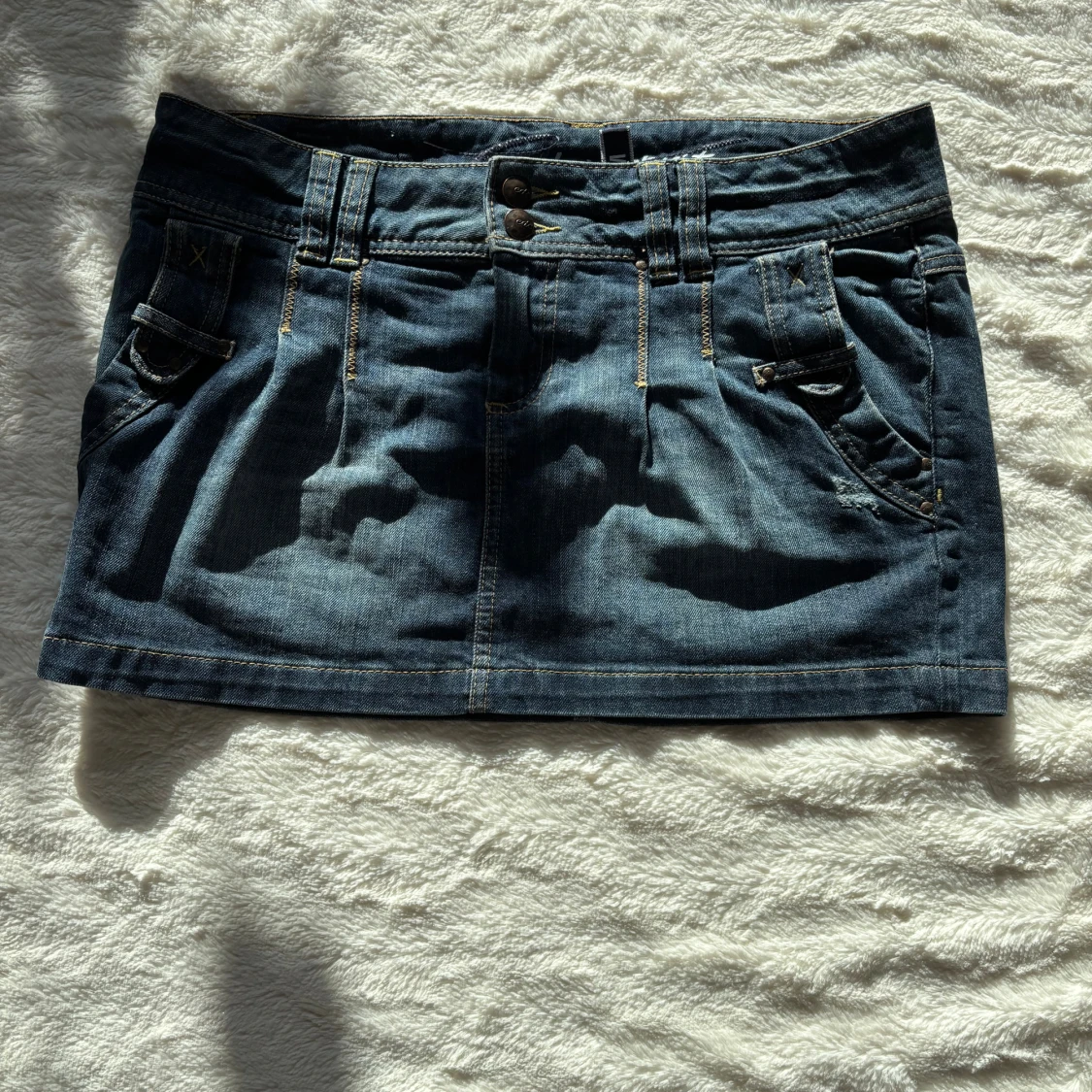 Jeanskjol från Esprit i mörk denim