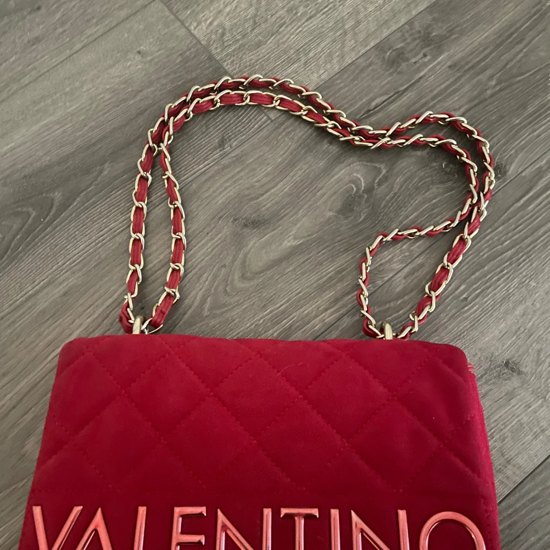 Röd quiltad axelväska från Valentino - 3