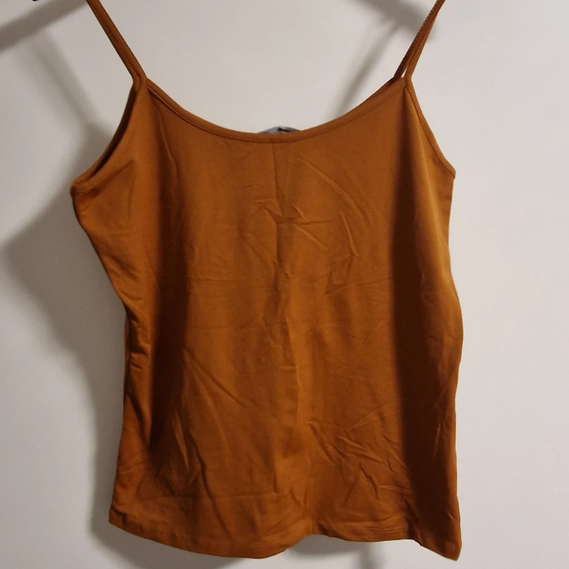 Brun linnetopp från Zara