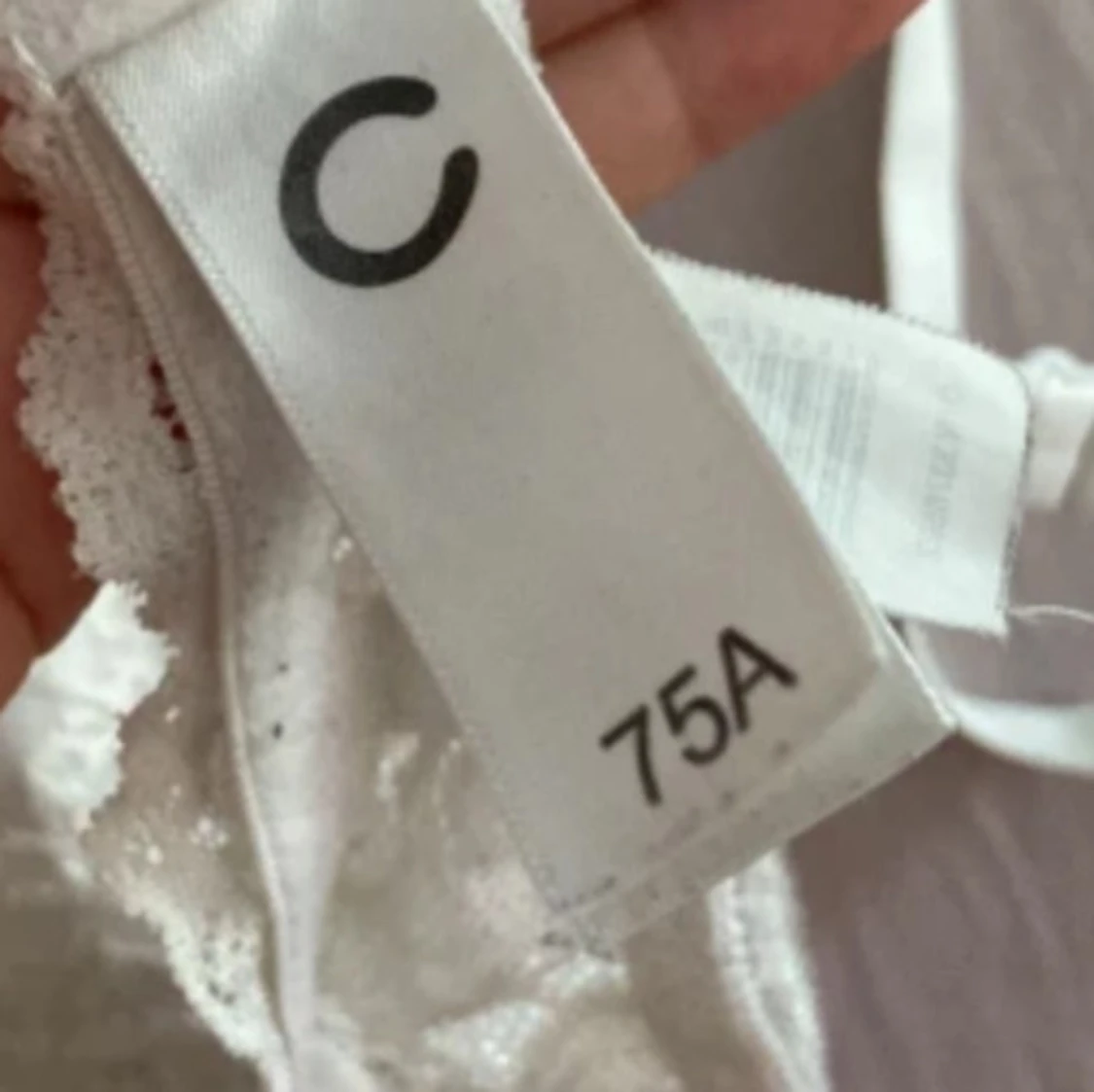 Vit spets-bh från Cubus 75A - 2