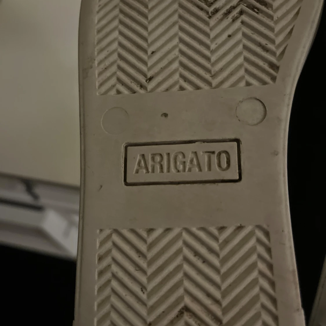 Svarta sneakers från Axel Arigato - 2