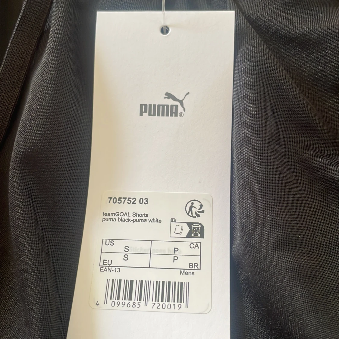Svarta träningsshorts från Puma - 1