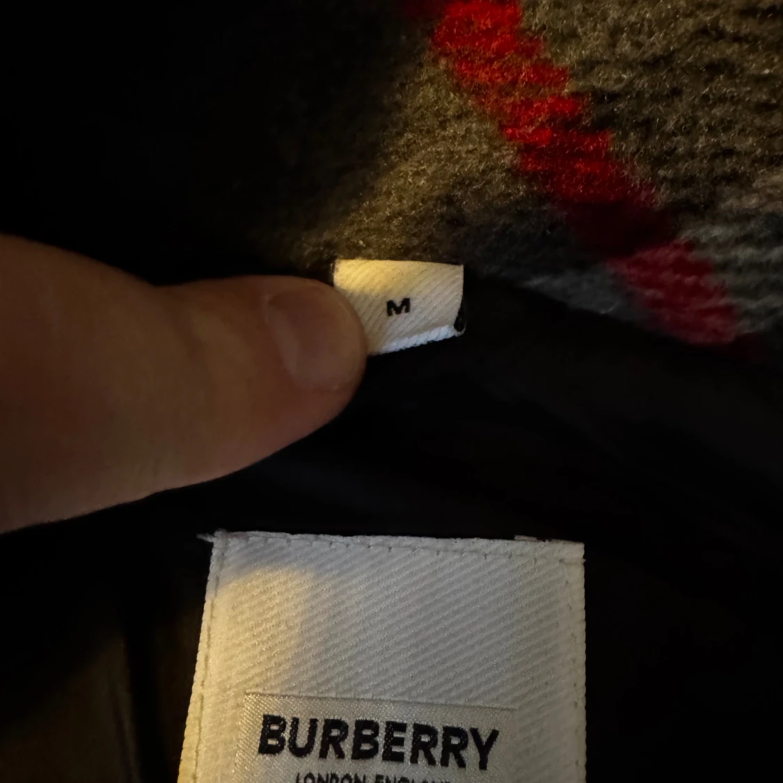 Svart pufferjacka från Burberry M - 2