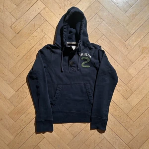 Hollister button-up hoodie - Skriv vid ytterligare frågor eller funderingar🤝