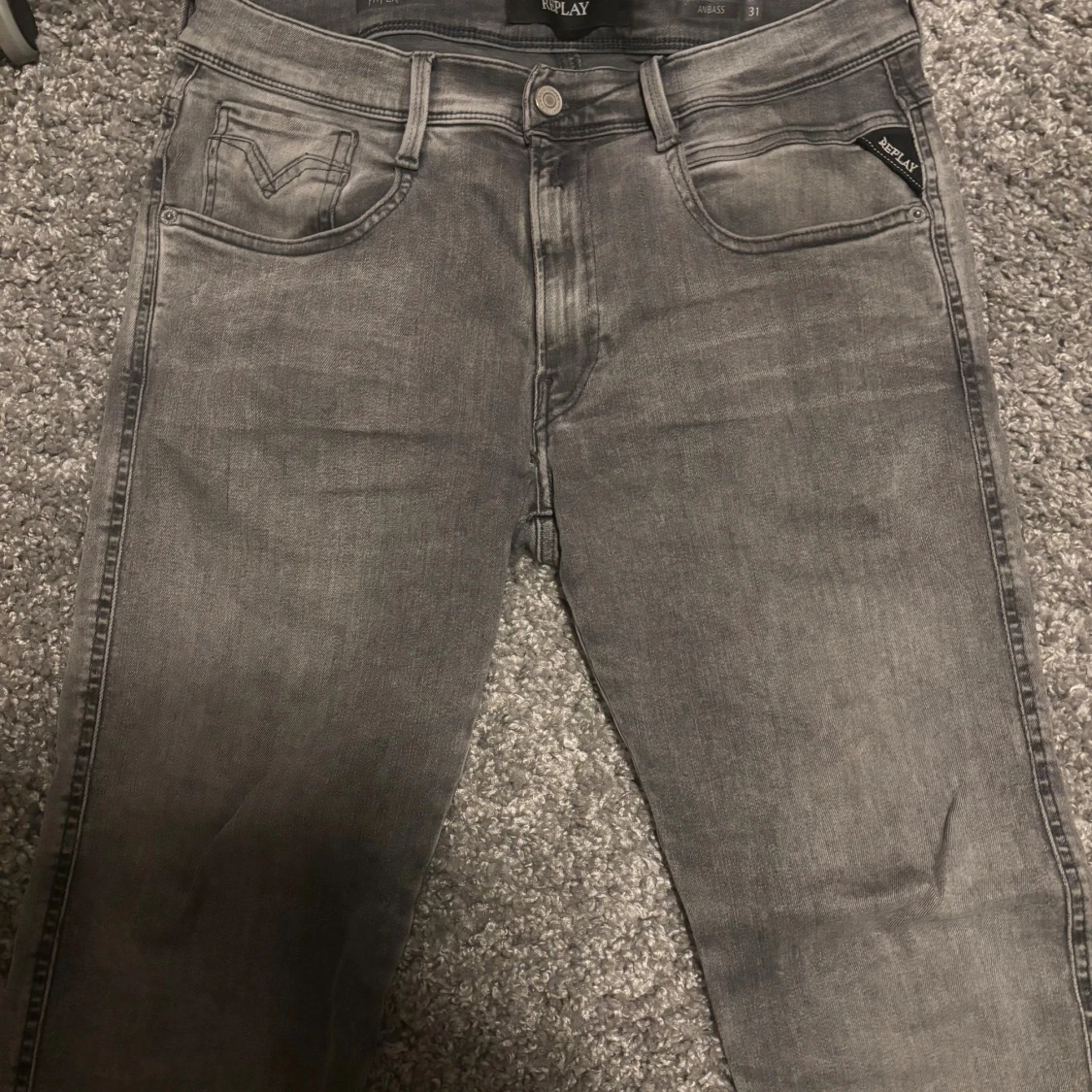 Replay Anbass grå jeans, storlek 31/32 - 1
