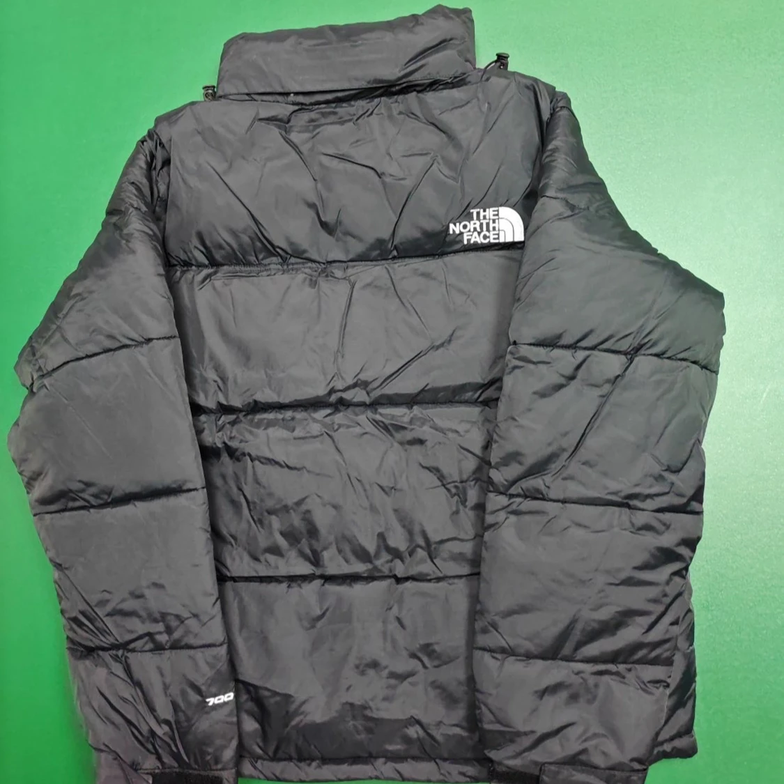 Svart pufferjacka från The North Face - 1