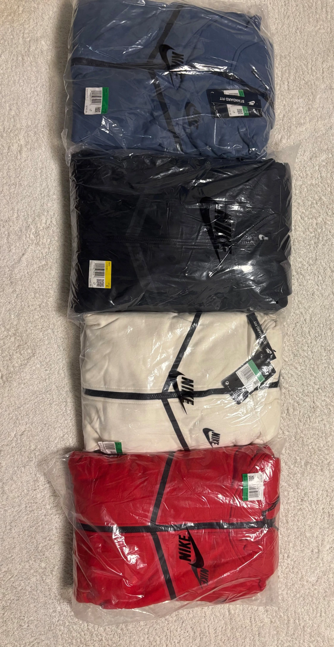 Nike tech tracksuit  - 1