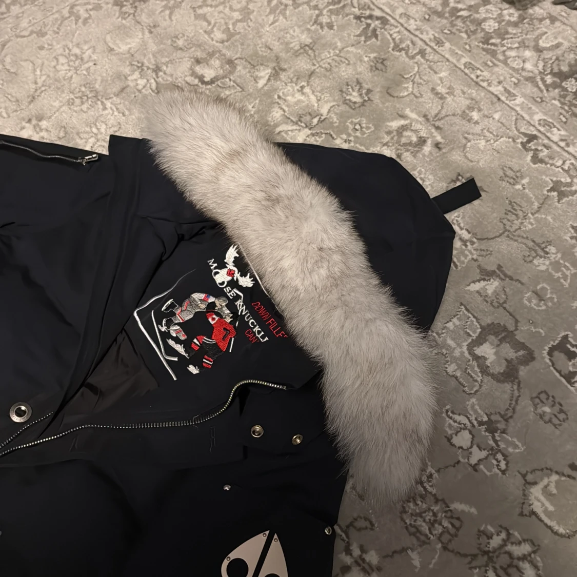 Moose Knuckles blå dunjacka med päls - 3