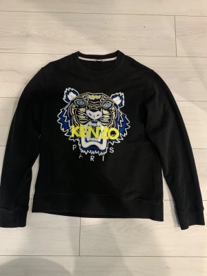 Kenzo sweatshirt - Very good condition. Size S