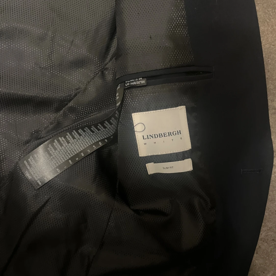 Svart kostym Lindbergh White slim fit - 3