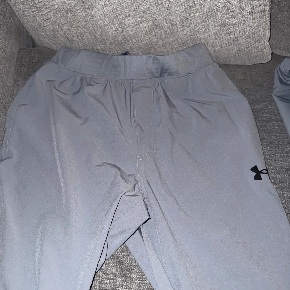 Grå vindjacka från Under Armour - 2