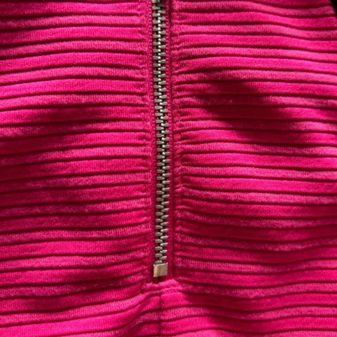 Svart och ceriserosa klänning H&M Divided - 3