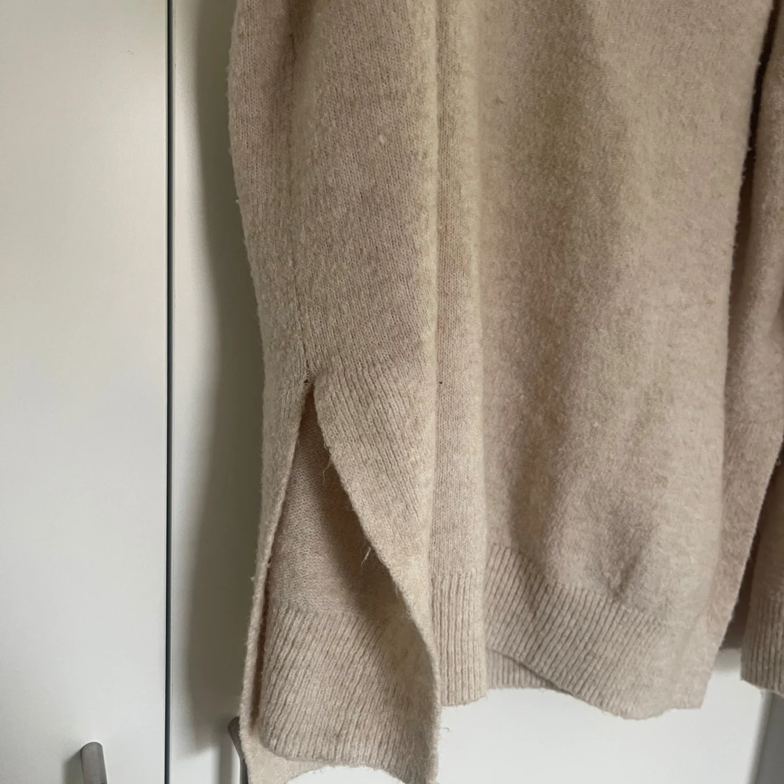 Beige stickad tröja med krage H&M - 1