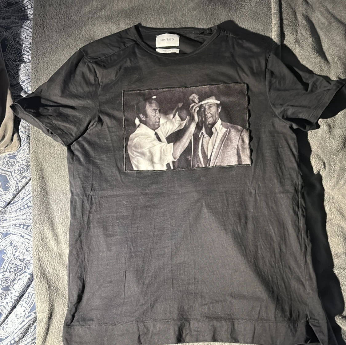 Svart Limitato t-shirt med print - 2