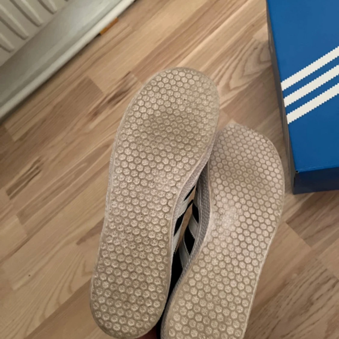 Adidas Gazelle J svart/vit strl 38 - 3