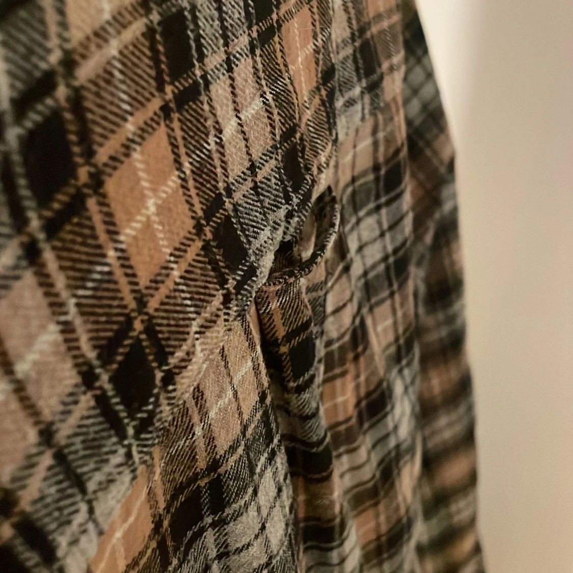 Rutig skjorta från H&M L.O.G.G. brun/svart - 3