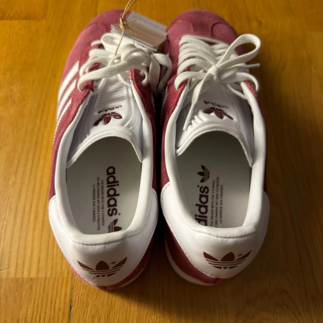 Adidas Gazelle vinröda sneakers - 2