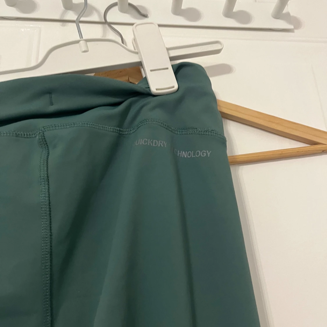 Gröna träningsleggings Quickdry M - 2