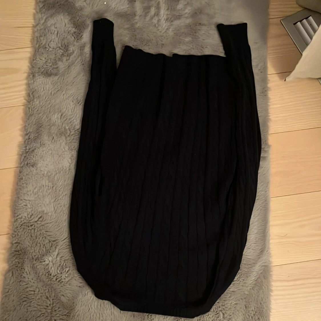 Mörkblå  kabelstickad tröja från Gant - 2