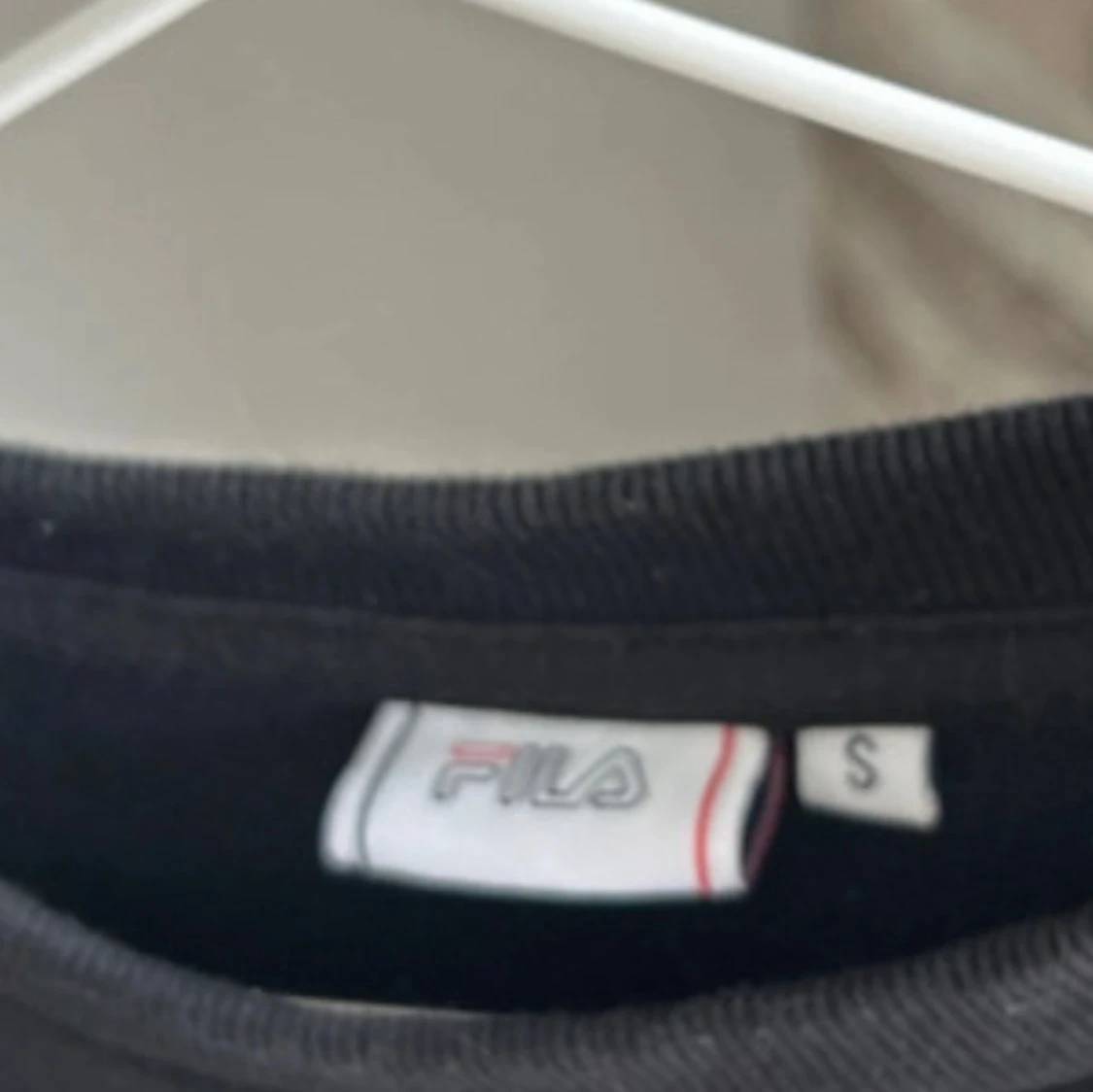 Svart sweatshirt från FILA med logga - 2