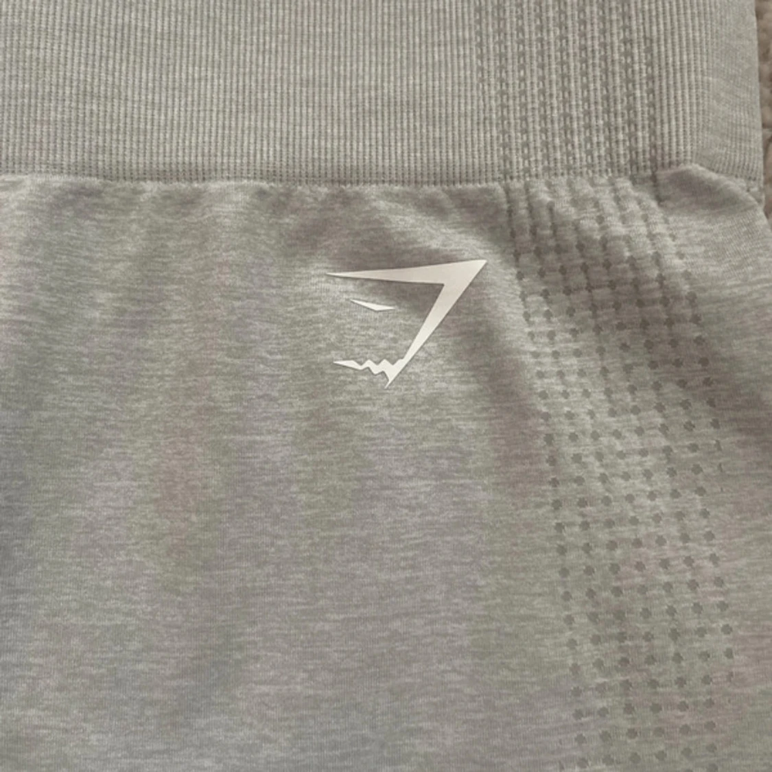 Grå Gymshark träningsbyxor - 2