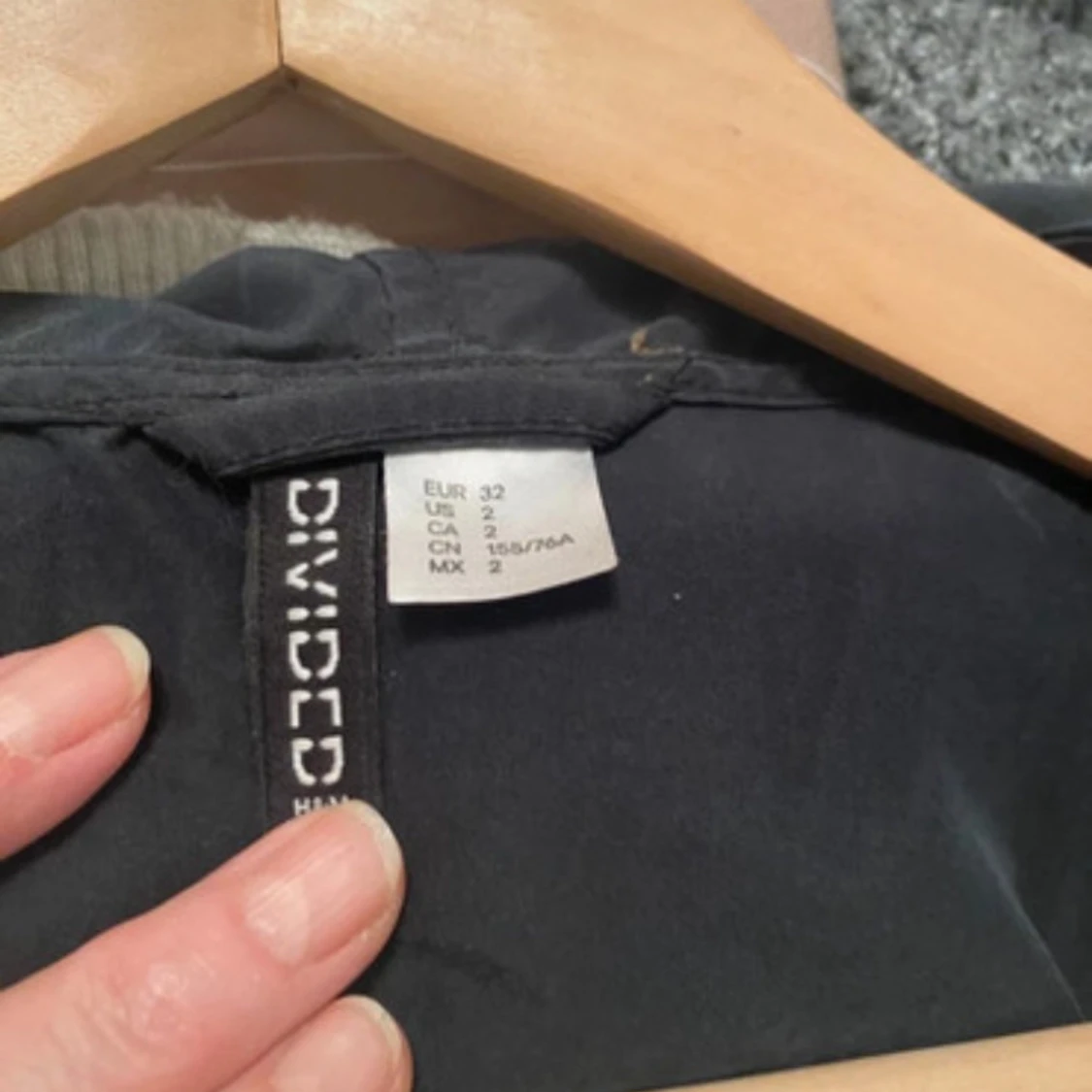 Svart parkajacka från H&M Divided - 1