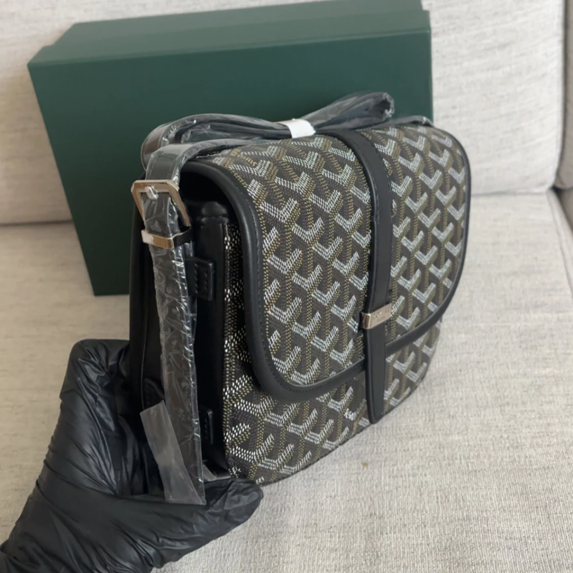 G axelväska svart - 1