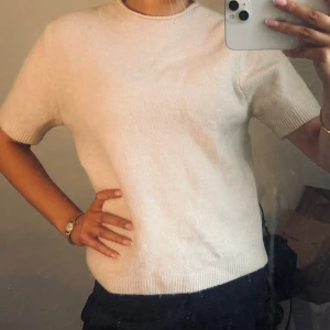 Stickad trekvart tröja - Super snygg trekvart tröja från Zara🤗