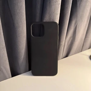 Mobilskal  - Mobilskal iPhone 12