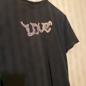 Yung lean love t shirt  - Äldre tröja, väldigt använd